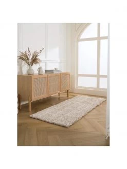 Westwing Collection Flauschiger Hochflor-L&auml;ufer Amelie in Beige, handgetuftet, B 80 x L 200 cm -Teppiche Verkaufsgeschäft Flauschiger Hochflor Laufer Amelie in Beige handgetuftet 2