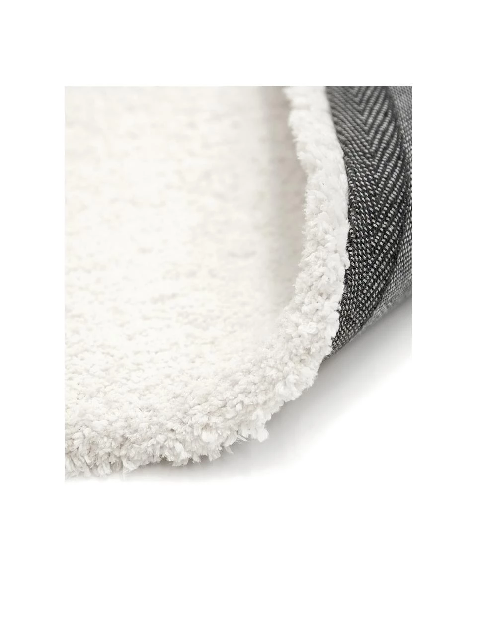 Westwing Collection Flauschiger Hochflor-Teppich Leighton in Creme, B 80 x L 150 cm (Größe XS) 8 Westwing Collection Flauschiger Hochflor-Teppich Leighton in Creme, B 80 x L 150 cm (Größe XS) – Bild 6
