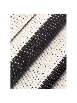 Westwing Collection Gestreifter In- & Outdoor-Teppich Axa in Schwarz/Cremeweiß, B 80 x L 150 cm (Größe XS) 10 Westwing Collection Gestreifter In- & Outdoor-Teppich Axa in Schwarz/Cremeweiß, B 80 x L 150 cm (Größe XS) -Teppiche Verkaufsgeschäft Gestreifter In and Outdoor Teppich Axa in SchwarzCremeweiss 2