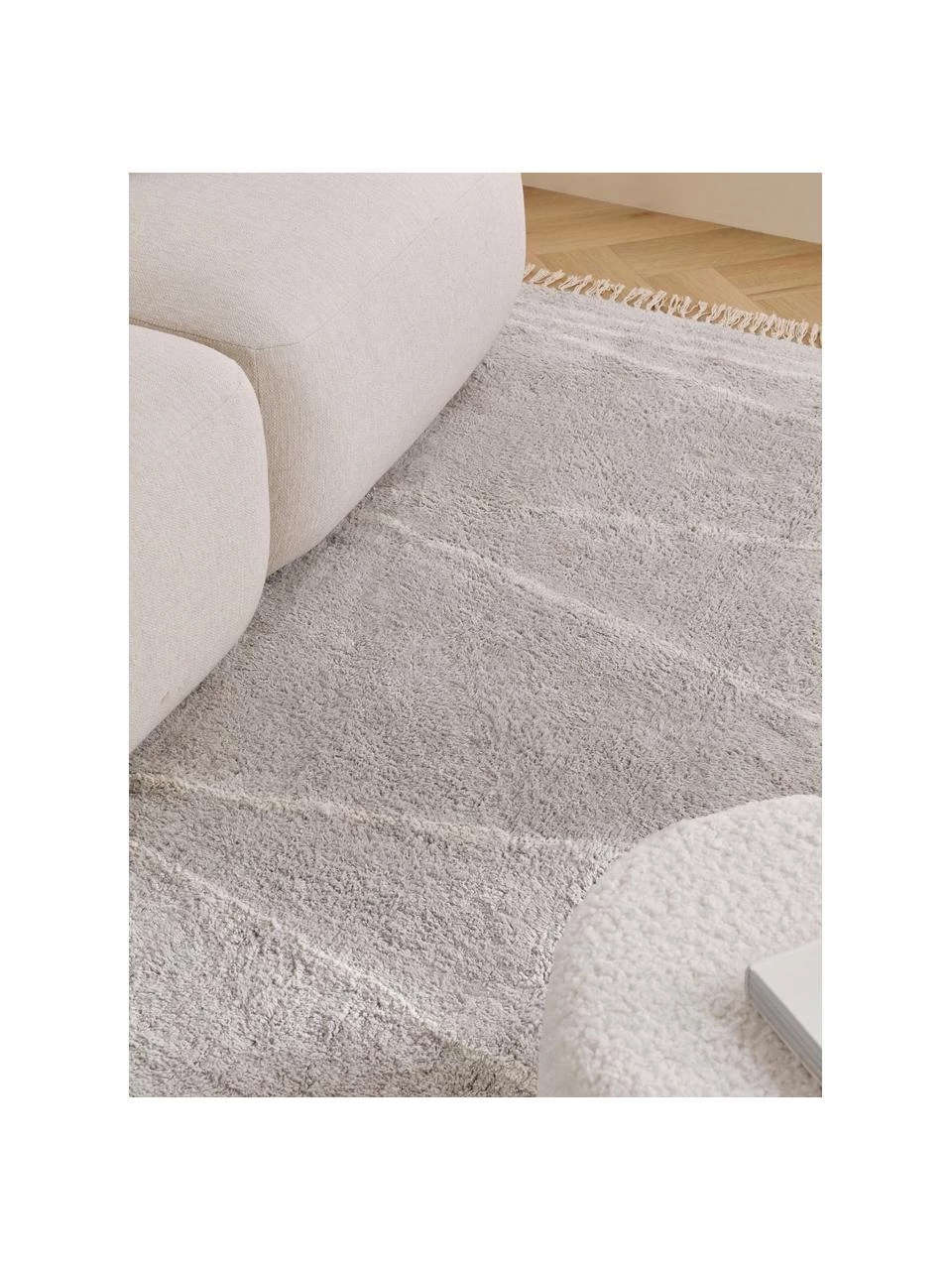 Westwing Collection Handgetufteter Baumwollteppich Asisa mit Zickzack-Muster und Fransen, B 80 x L 150 cm (Größe XS) 4 Westwing Collection Handgetufteter Baumwollteppich Asisa mit Zickzack-Muster und Fransen, B 80 x L 150 cm (Größe XS) – Bild 2