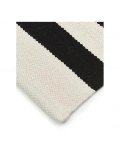 Westwing Collection Handgewebter Kelim-Teppich Donna mit Streifen, B 80 x L 150 cm (Größe XS) 13 Westwing Collection Handgewebter Kelim-Teppich Donna mit Streifen, B 80 x L 150 cm (Größe XS) -Teppiche Verkaufsgeschäft Handgewebter Kelim Teppich Donna mit Streifen 5