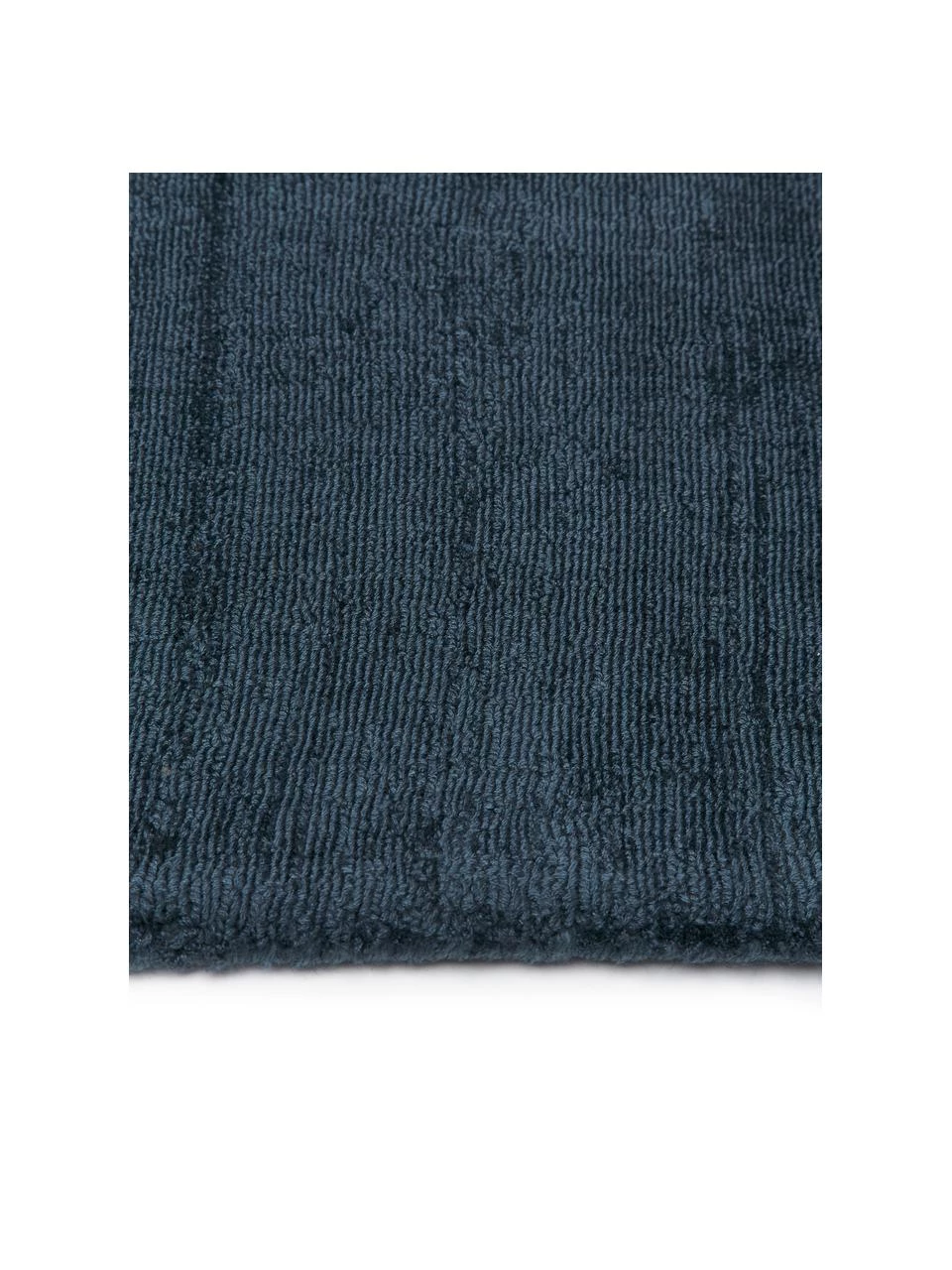 Westwing Collection Handgewebter Viskoseläufer Jane in Dunkelblau, B 80 x L 300 cm 5 Westwing Collection Handgewebter Viskoseläufer Jane in Dunkelblau, B 80 x L 300 cm – Bild 3