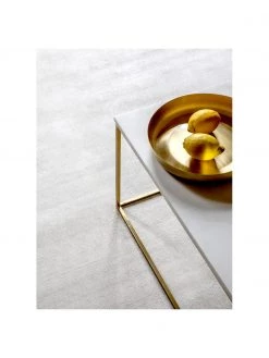 Westwing Collection Handgewebter Viskoseteppich Jane in Elfenbeinfarben, B 80 x L 150 cm (Größe XS) -Teppiche Verkaufsgeschäft Handgewebter Viskoseteppich Jane in Elfenbeinfarben 2