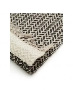 Benuta Handgewebter Wollteppich Kim in Schwarz/Creme, mit Fransen, B 80 x L 120 cm (Größe XS) -Teppiche Verkaufsgeschäft Handgewebter Wollteppich Kim in SchwarzCreme mit Fransen 3