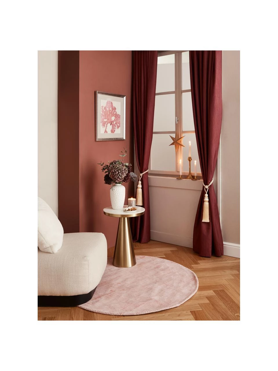Westwing Collection Runder Viskoseteppich Jane in Rosa, handgewebt, Ø 120 cm (Größe S) 5 Westwing Collection Runder Viskoseteppich Jane in Rosa, handgewebt, Ø 120 cm (Größe S) – Bild 3